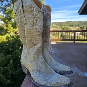 Old Gringo Beige Embroidered Heeled Boots
